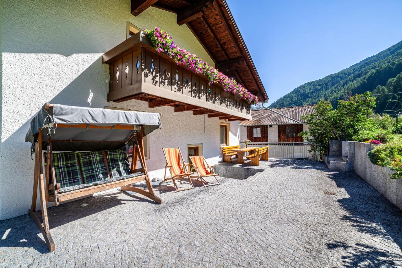 Rieglhof Apartment Geiernest Caprone Exteriör bild